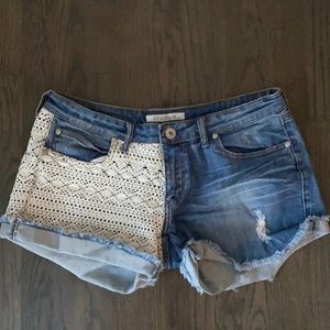 Stetson blue Jean shorts with crochet